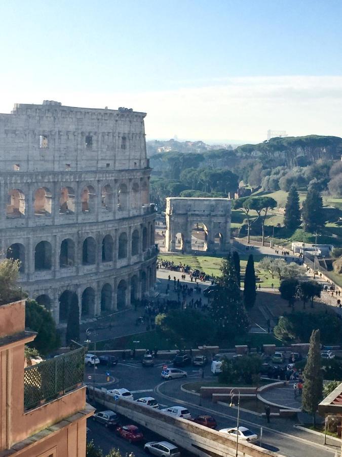 רומא Superattico Sul Colosseo מראה חיצוני תמונה